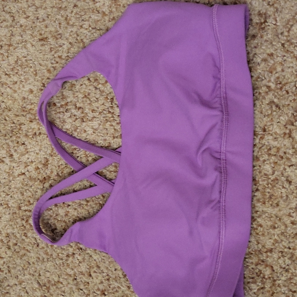 Women's LULULEMON Energy Bra - 8